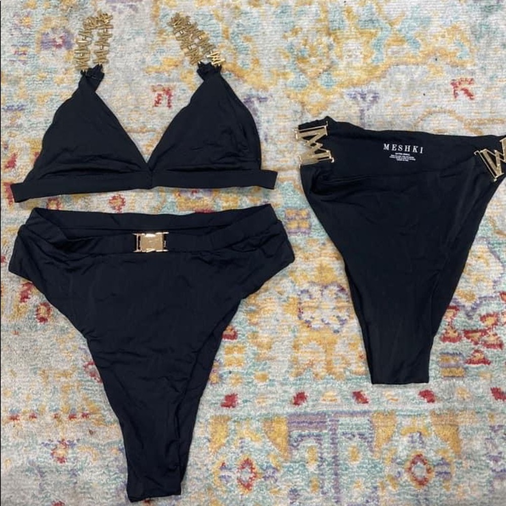 Meshki swim